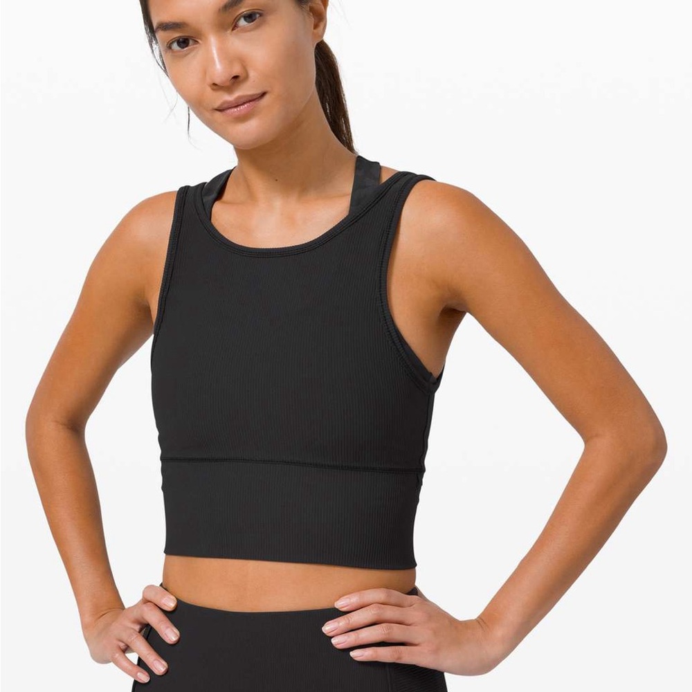 Black Women's Athletic Crop Top